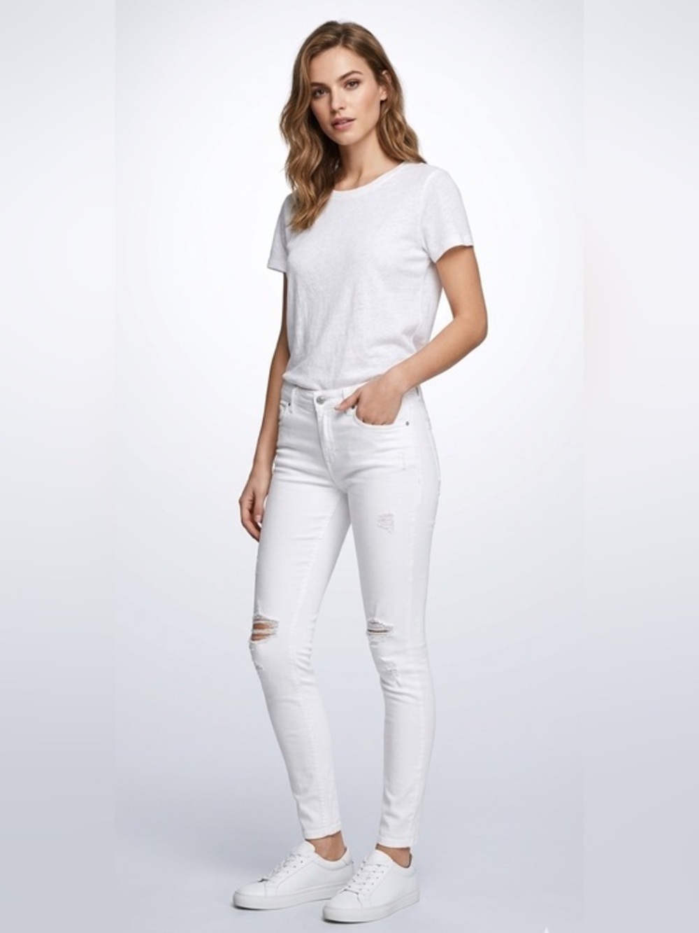 New Zara | Midrise Lightly Distressed Skinny Jean